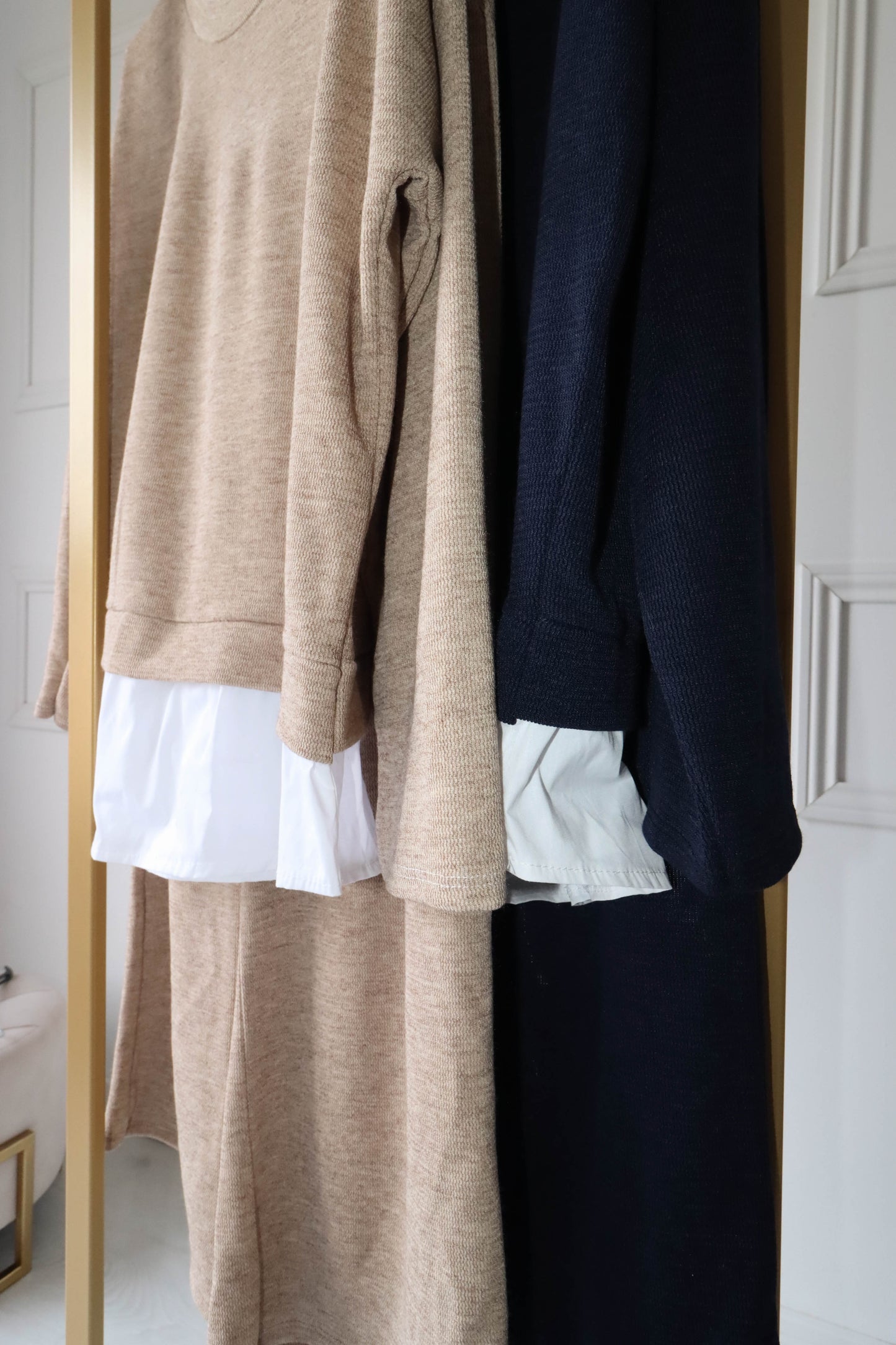 Conjunto com camisola efeito camisa