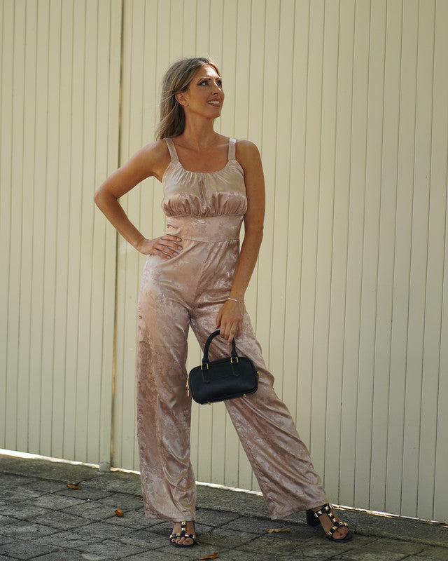 Macacão Acetinado Cerimónia