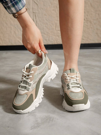 Sapatilha Verdes com padrão cobra