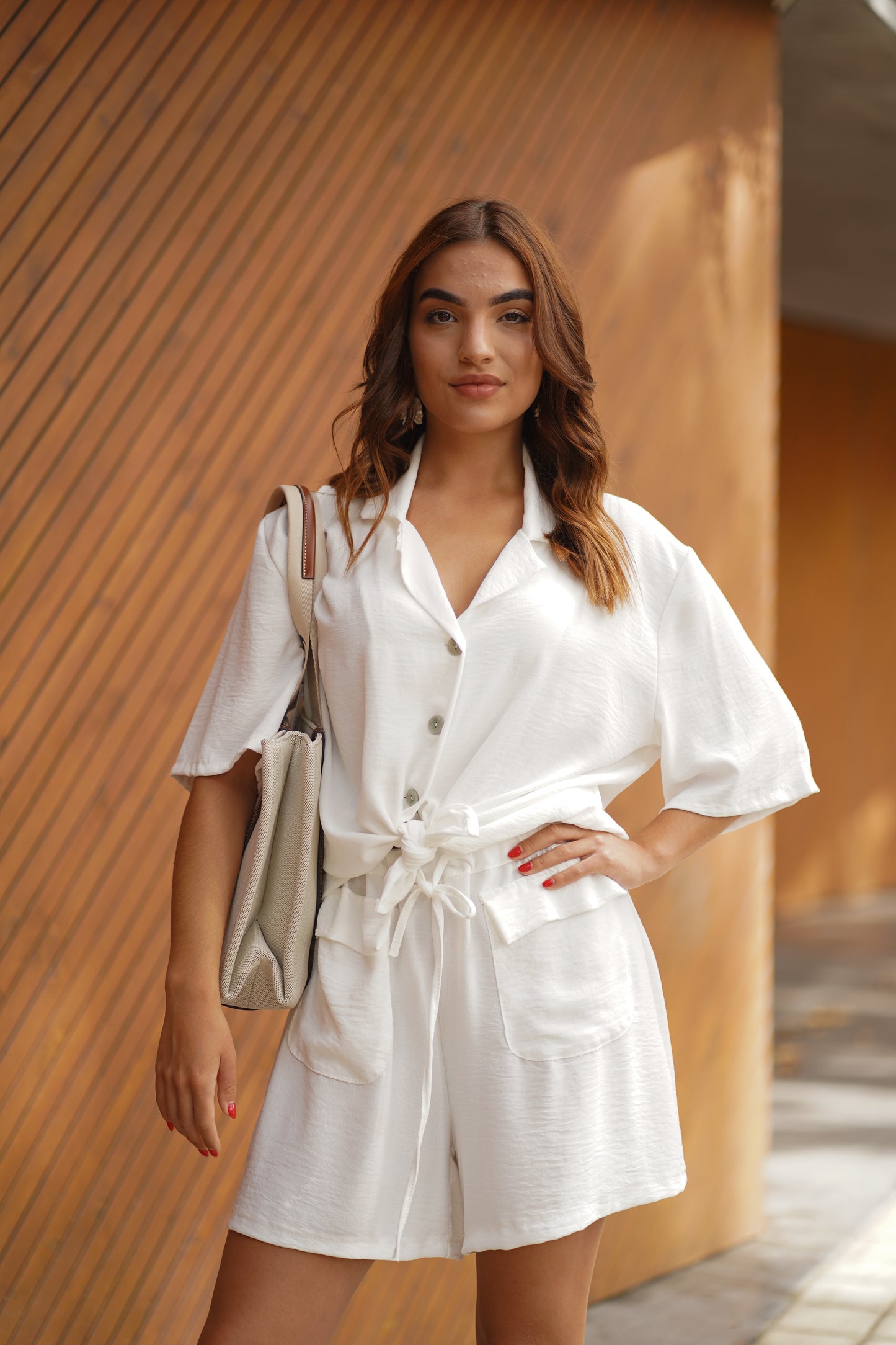 Conjunto de calção e camisa de botões