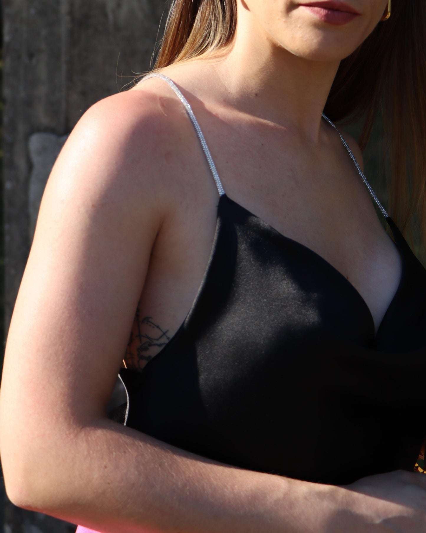 Top de alça brilhante