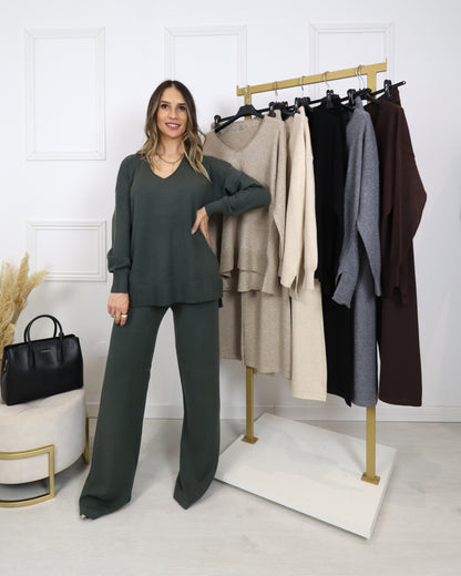 Conjunto de malha decote em V