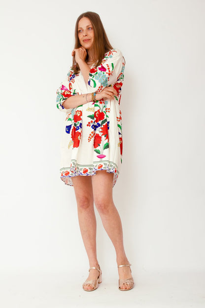 Vestido JS Millenium com padrão floral