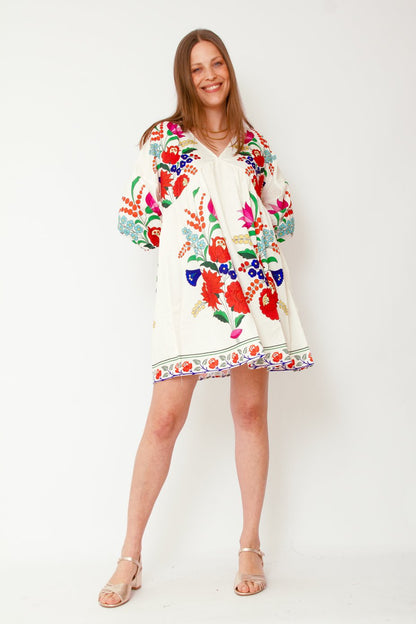 Vestido JS Millenium com padrão floral